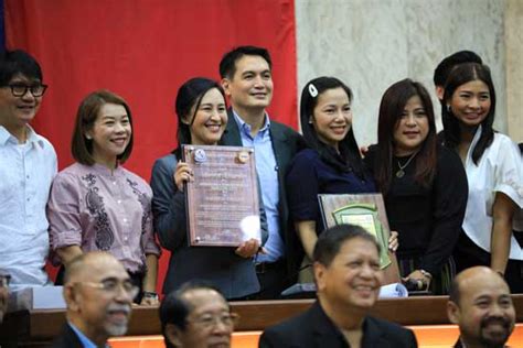 Vice mayor reports accomplishments for 2021 .